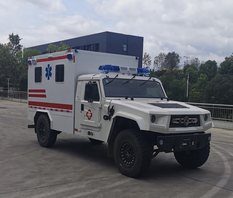 東風CLW5050XJHE6型救護車