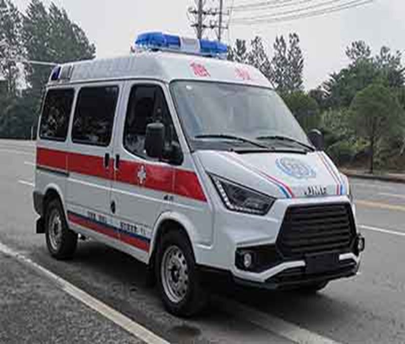 江鈴特順CL5046XJH6YS型救護(hù)車(chē)