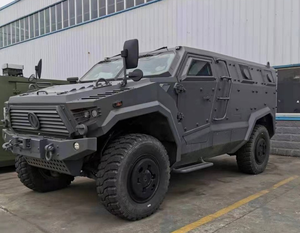 越野運(yùn)兵車\10-12座裝甲兩棲運(yùn)兵車