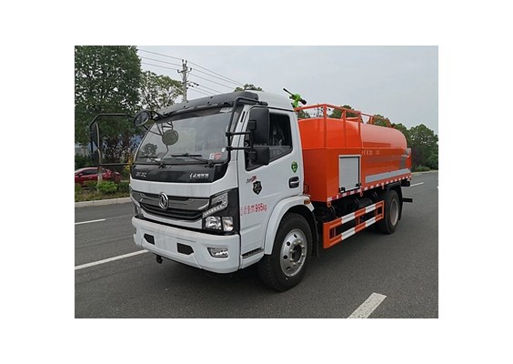 國(guó)六6.8方東風(fēng)森林消防車